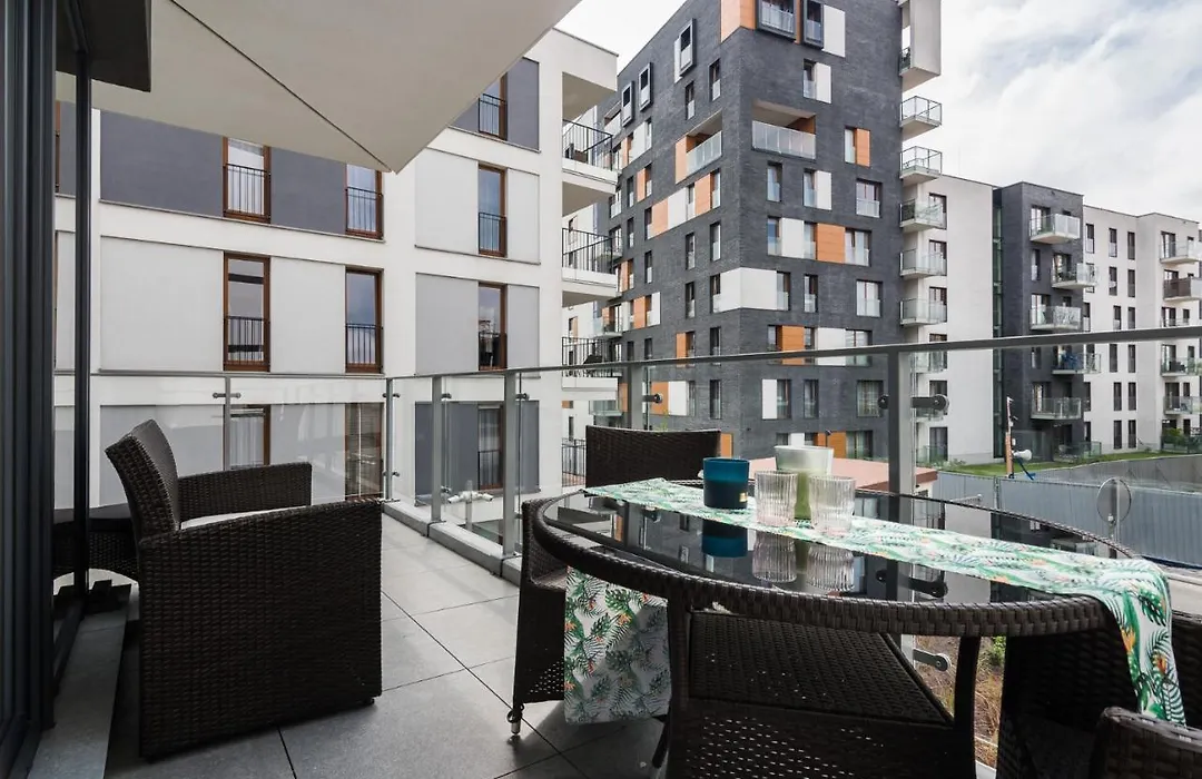 Neartopl Rakowicka Apartments Parking-1